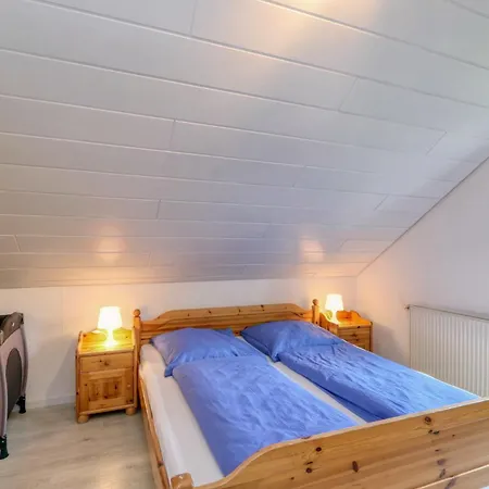 Zeta Mit Sauna, See, Wald Und Ruhe Holiday home *