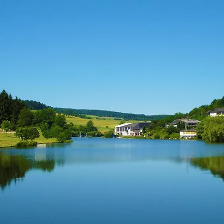 Zeta Mit Sauna, See, Wald Und Ruhe Prázdninový dům *
